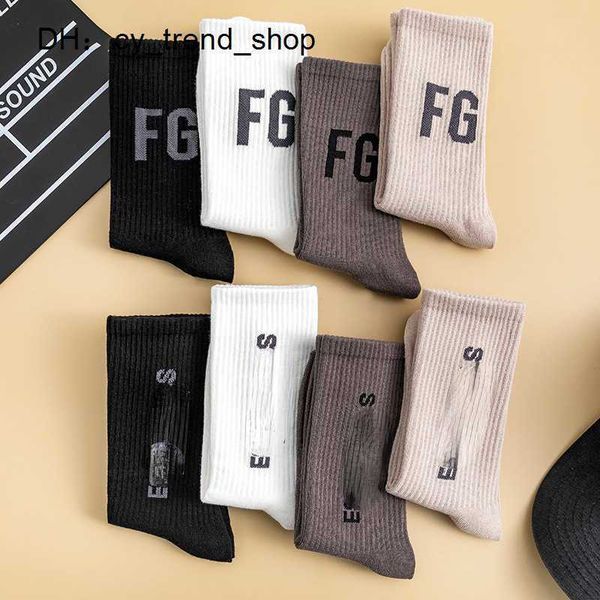 Designer New Men's Hip 2023 Hop Weed Socks Linea di marca all'ingrosso per e Women1 essentialhoodie essentialclothing essentail