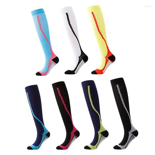 Спортивные носки мужские и женские велосипедные отдыха многоцветные чулки футбол
