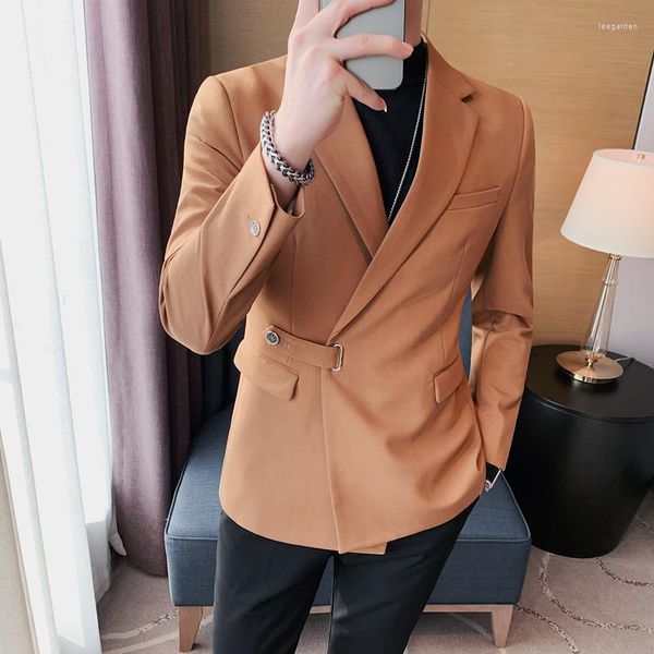 Herrenanzüge Knopfkleid Mann Blazer Mantel Taschen Leinen Baumwolle Homens Smoking Schnalle Schräg Männlicher Anzug Blazer Eine Kleidung Herbstjacke Männer