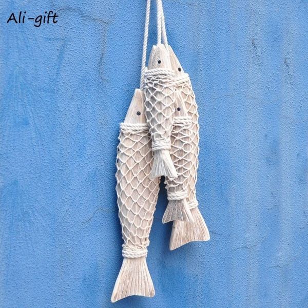 Oggetti decorativi Figurine Stile mediterraneo Pesce in legno intagliato a mano Appeso a parete Ornamenti in legno Sculture per soggiorno Decorazioni per la casa 2 pezzi / set Regalo 230804