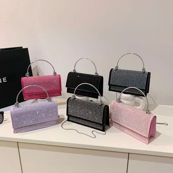 Bolsas de noite Bolsas de diamante para mulheres Rosa Bolsa de mão para festa de casamento Bling Festa de formatura Nupcial Brilhante Bolsas quadradas para noite 230803