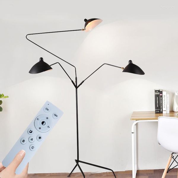 Candeeiros de chão Designer tripé lâmpada Nordic ajustável braço aranha luz loft industrial sala de estar quarto decoração iluminação interior