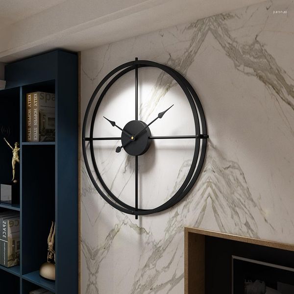Duvar Saatleri Vintage Banyo Saat Tasarım Sessiz Yaratıcı Minimalist Lüks İç Oturma Odası Saat Nordic Reloj Ev Dekorasyon