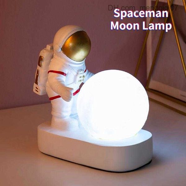 Lampade sfumature Night Lights Astronauta Spaceman Moon Light Camera da letto Desktop Decorazione creativa Regalo da tavolo Regalo per bambini Bambini Z230805