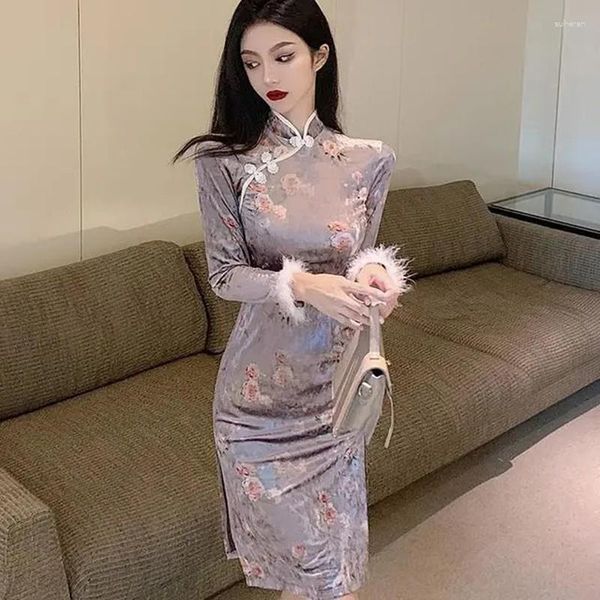 Vestuário étnico Chinês Outono Veludo Saia na altura do joelho Estampa de inverno Qipao Festa à noite Peludo Manga comprida Elegante Lateral Dividida Uma Peça