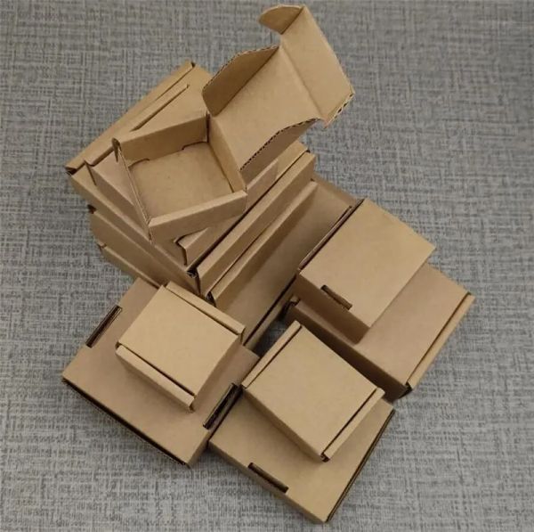 50 Stück große Kraftpapier-Box, brauner Karton, Schmuck-Verpackungsbox für den Versand, Wellpappe, verdicktes Papier, Post, 17 Größen, 1 Mode