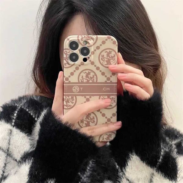 iPhone Tasarımcılar Gelgit Kılıfı 14 Pro Max iPhone Case 11 Rhombus Desen 12 Yüksek Değer Çift 13 Telefon Kılıfı Yumuşak Kauçuk İyi Güzel