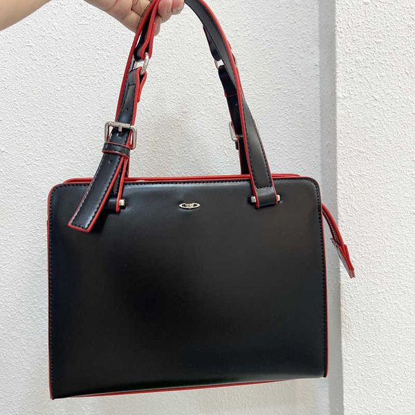 Сумка для пакета Vivi для плеча дизайнерская сумочка западная модная высокая квадратная квадрат женщин по кроссовым мессенджерам пакеты кожа