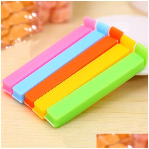 Clip per sacchetti 11 cm Colore casuale Portatile Nuova cucina Conservazione degli alimenti Snack Sigillo Sigillante Sigillante Morsetto Strumento di plastica Clip Drop Delivery Home Gar Dhgl0