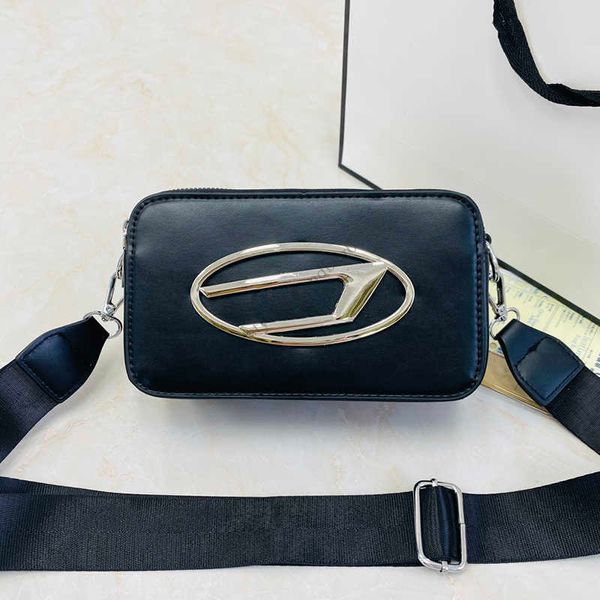 Bolsa de moda feminina Bolsa de designer de moda 2023 NOVA BACA DE ombro Europa e a marca de luxo de bolsas de bolsa de câmera dos Estados Unidos Letra de luxo