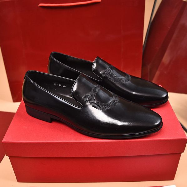 2023 Mens Classic Business Trose Fashion Elegant Formal Wedding Flat Shoes Men Men Brand Designer Slip на офисе