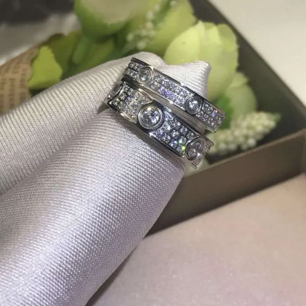 Anel de designer de alta qualidade cheio de diamantes titânio aço prata anel de amor masculino e feminino anéis de ouro rosa para amantes casal joias presente