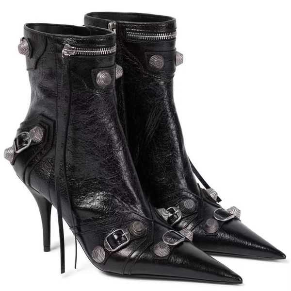 Nuovi stivali con tacco alto a punta neri Fibbia in metallo decorazione scarpe da donna moto nappa in pelle con zip designer di lusso moda stivale nudo moda alta
