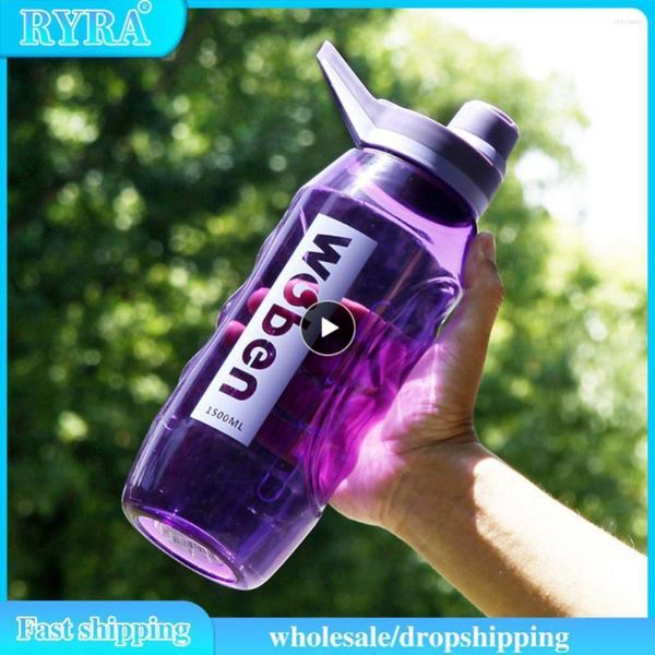 Bottiglie d'acqua Coppa sportiva Bottiglia multicolore semplice ad alta temperatura Spazio portatile Bicchieri creativi