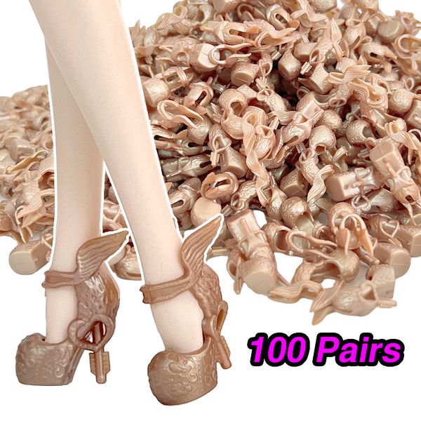 Dolls NK Ufficiale 100 paia di scarpe Sandali alla moda con stile ad ala per Barbie Doll Toy Tacco alto per 16 scarpe da bambola Accessori fai da te 230804