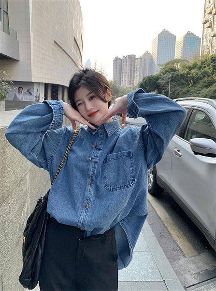 Giacche da donna 2023 Commuting Spring Camicia di jeans dal design vintage coreano con risvolto a maniche lunghe