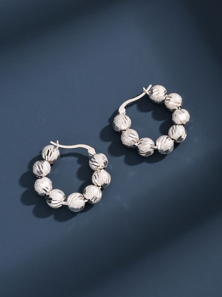 2023 Nova moda Europeia, Americana, Japonesa e Coreana Miniatura Cool Metal Bead String S925 Prata Esterlina Fivela Orelha