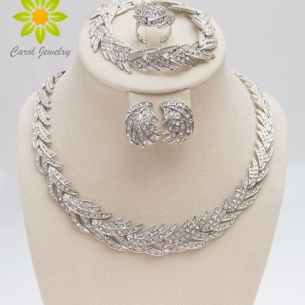 Set di gioielli da sposa a forma di foglie Set di cristalli trasparenti placcati in argento Costume da sposa africano di moda 230804