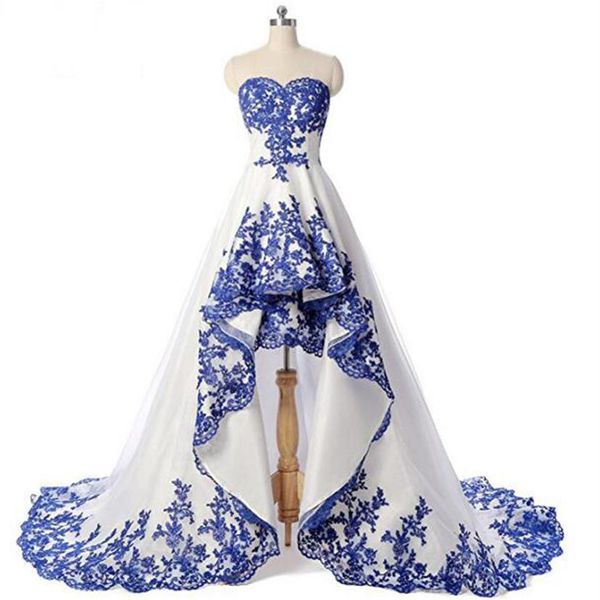 Apliques de renda branco e azul real Vestidos de noiva altos e baixos Sweetheart Sem mangas Curto Frente Longo Costas Longos Vestidos de Noiva Organza Alto278u