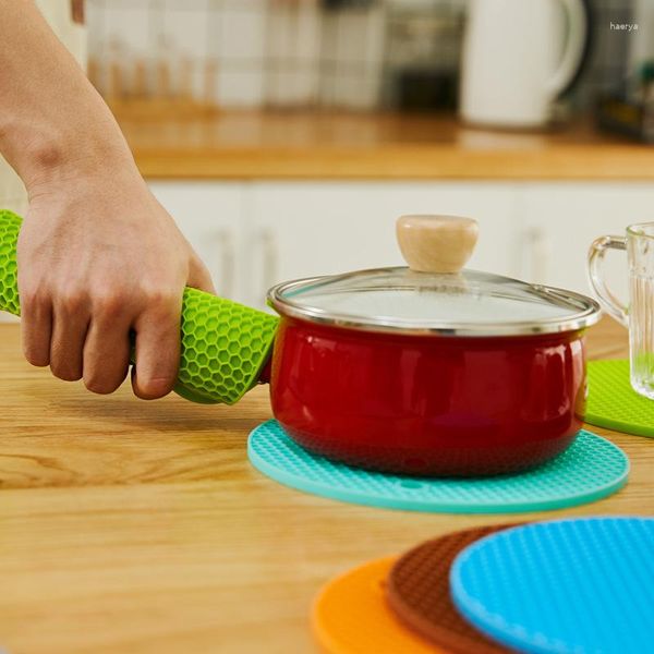 Tapetes de mesa Acessórios de cozinha Gadgets Tapete redondo para copos Secagem de pratos Silicone Material de qualidade alimentar Jogo americano antiderrapante