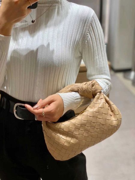 Bolsas Abottegas Autênticas Jodie Bolsa Vneta Knotted Knitted Designer Handbag Feminino Nuvem Couro Moda Mini Bolinho de Axilas J Outlet HCB YIZMV MFA8