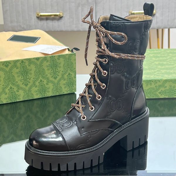 Tasarımcı Kadın Ayakkabı Avustralya Land Boots 6cm Moda Motosiklet Tarzı Yürüyüş Bot Zip Dantel Yukarı Desenli Ayak Bileği Potları 35-42