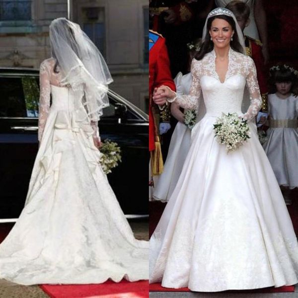 Splendidi abiti da sposa Kate Middleton Royal Modest Abiti da sposa Pizzo maniche lunghe Ruffles Cathedral Train Custom Made High Quali243m