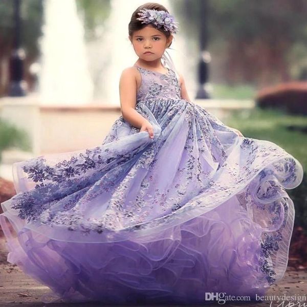 2022 Lindo Vestido de Baile Lavanda Vestidos para Meninas Flor com Frisado Decote em V Sem Costas Vestido Infantil Tule Sweep Train Vestido de Baile Infantil 281u