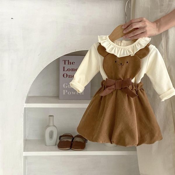 Set di abbigliamento 7318 Baby Set 2023 Autunno Infant Girl Suit Colletto a foglia di loto che basa la camicia Gonna a lanterna con cinturino dell'orso