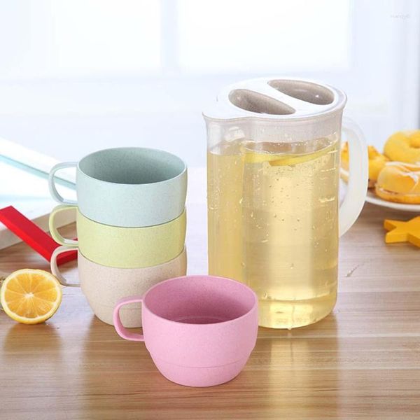 Bottiglie d'acqua 1.6L Bollitore freddo resistente al calore in plastica di grande capacità Set per tè Caffè Succo di latte di soia Bicchieri Pot Nice