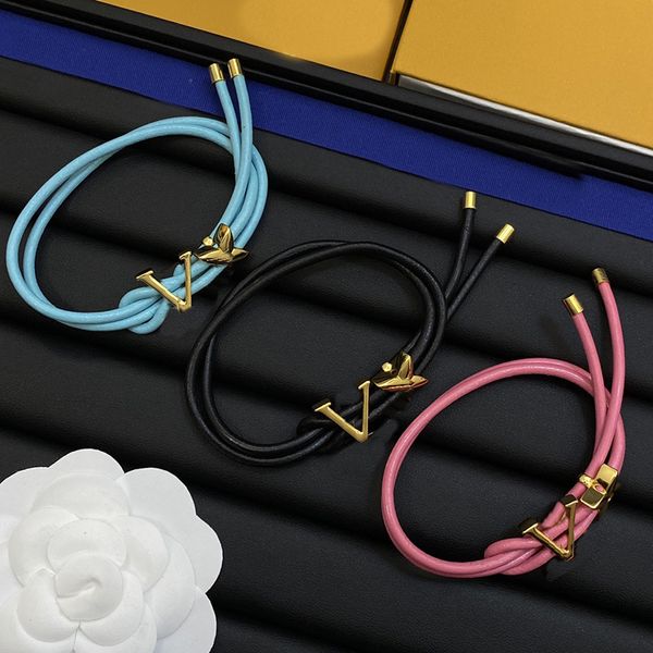 Braccialetti con ciondoli firmati Gioielli Bracciali in pelle nera per donna Cinturino da polso da uomo Motivo floreale marrone Timbro con logo in oro Stampato Regalo di moda Braccialetto rosa con scatola