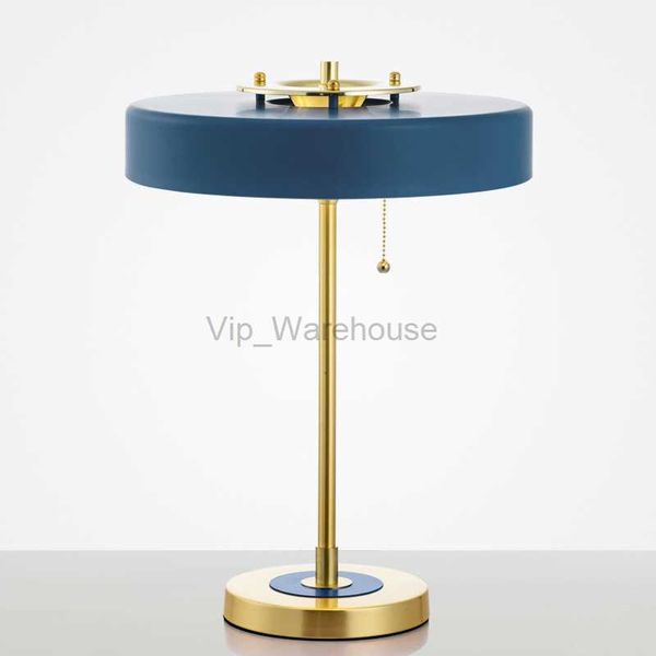 Post Modern Fashion Creative Designer Lamp American Simple Living Room Office Office Sedleation Decorative Table Lamp HKD230807