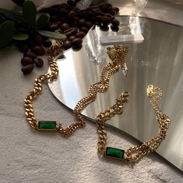 Anhänger-Halsketten, begrenzte Zeit, unvergängliche 18 Karat vergoldete Retro-Smaragd-kreative asymmetrische kubanische Halskette für Damen