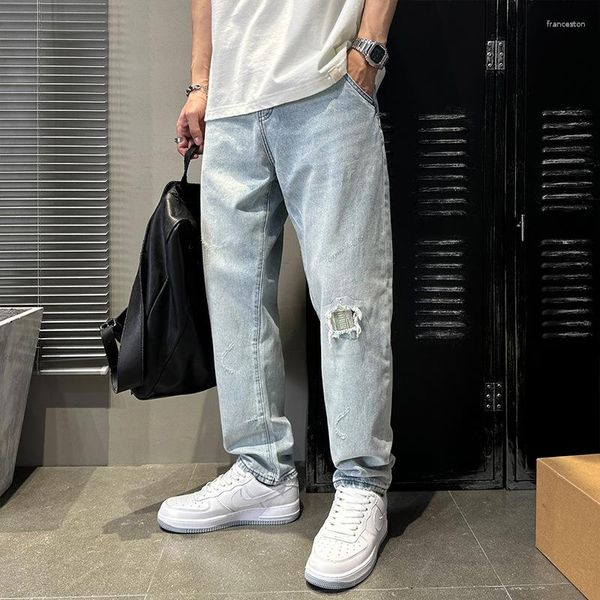 Jeans da uomo Street Fashion Uomo Loose Fit Retro Light Blue Hole Strappato Pantaloni Harem a gamba larga Pantaloni Hip Hop firmati Hombre