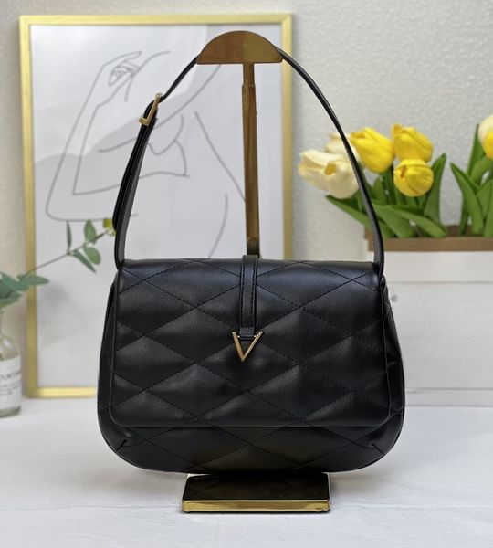 Tasarımcı Omuz Çantası Üst İtalyan koyun derisi kadın çanta kadın koltuk altı çanta klasik kare çanta çanta çanta ağı önerilir