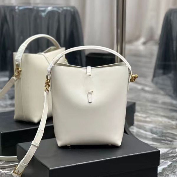 9 Tage Ankunft Luxus-Einkaufstasche Eimer-Tasche Italienische Kalbskalfkalfellklassiker Ledertasche Designer Umhängetasche Mode Elegante Crossbody-Tasche All-Match-Einkaufstasche