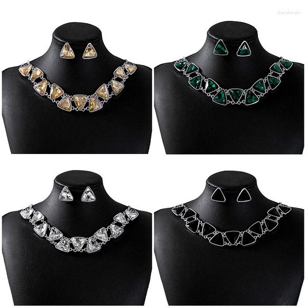 Anhänger Halsketten Vintage Geometrische Dreieck Halskette Personalisierte Übertreiben Luxus Schmuck Set Abendkleid Zubehör Ohrringe