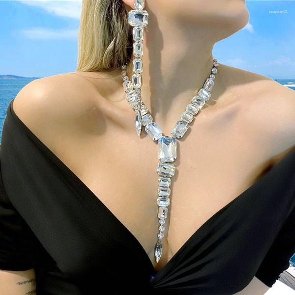 Подвесные ожерелья Europe America Fashion преувеличивают набор серьги с длинным стеклянным ожерельем
