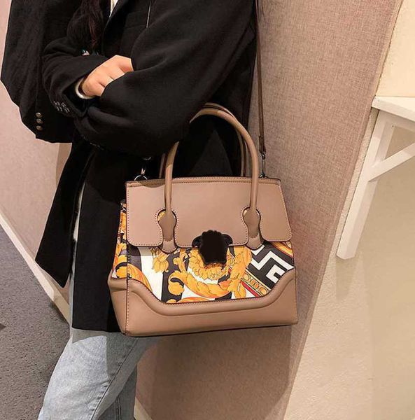 Versagess Bag Vercacess New Handbag Women's Bag Single Shoulder Bag Large Bag Painted Bag Graffiti Bag Woman Bags 2023 2023