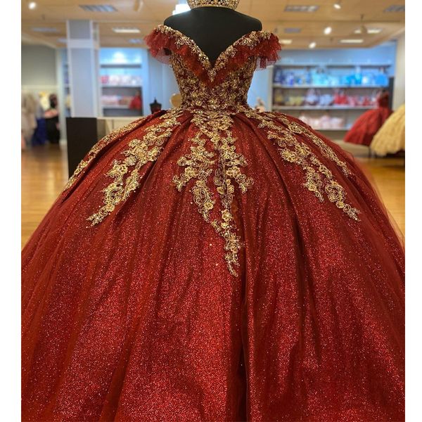 Rotes glänzendes Quinceanera-Kleid mit Goldapplikationen, Ballkleid, Glitzer-Cocktailkleider, Vestidos De 15, Quinceanera-Pailletten-Abendkleid