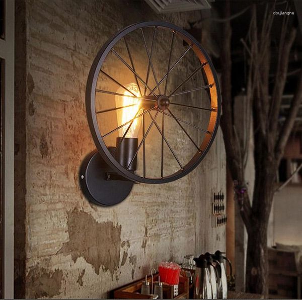 Lampada da parete A1 Retro Loft Personalità creativa Ristorante Bar American Country Iron Industrial Wind Wheel GY312