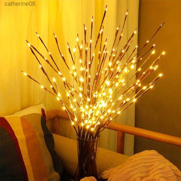 Vendita calda 20LED Christmas LED Willow Branch Lampada alimentata a batteria Decorativi per la casa Ornamenti natalizi Decorazioni per l'albero di Natale L230621