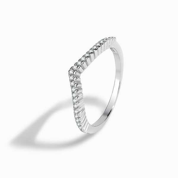2023 Новые горячие продажи стерлингового серебряного серебра S925 Платиновая белая циркон V-образный спаринг дизайн ювелирных изделий Seell Light Luxury Women's Ring