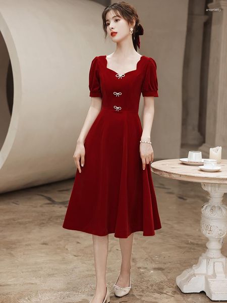 Abbigliamento etnico Yourqipao Manica corta Matrimonio brindisi Sposa Cheongsam Abiti da sera per fidanzamento Abiti da ballo per feste nuziali cinesi