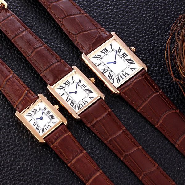 Coppia designer Orologio da donna Fashion Classic Acciaio inossidabile Gemstone For Lady Gift Quality Quartz Tank Orologio da polso da uomo di lusso orologi montre Cinturino in pelle bovina marrone