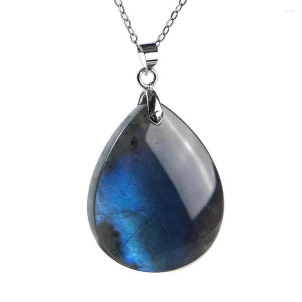 Collane con ciondolo Labradorite naturale genuino Gemme di luce blu forte Fascino Donne Forma di goccia d'acqua StonePendant 31x25x8mm