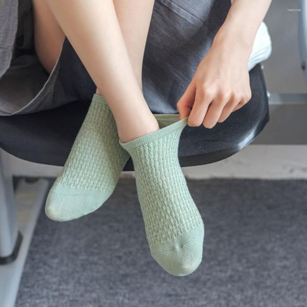 Frauen Socken Anti-slip Candy Farbe Baumwolle Für Kurze Flachen Mund Weibliche Strumpfwaren Knöchel Boot Socke Hausschuhe