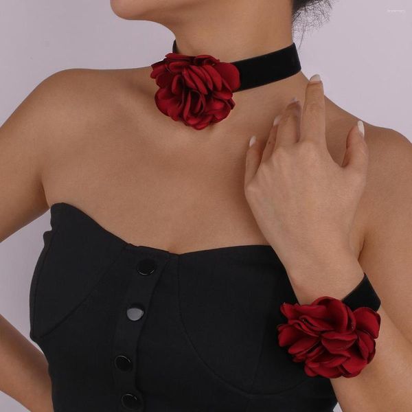 Girocollo in tessuto coreano fiore rosa accessori da donna moda punk gotico morbido velluto rosso collare collana ragazza collo gioielli regalo