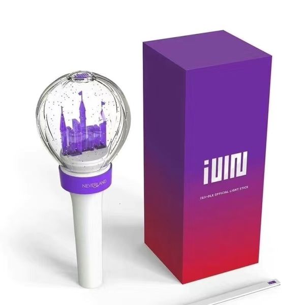 LED SwordsGuns Kpop GI-DLE Ver.2 Ver.1 Lightstick Castle Hand Lamp Gidle Concert Hiphop Party Light Stick Flash Coleção de fãs fluorescentes 230809