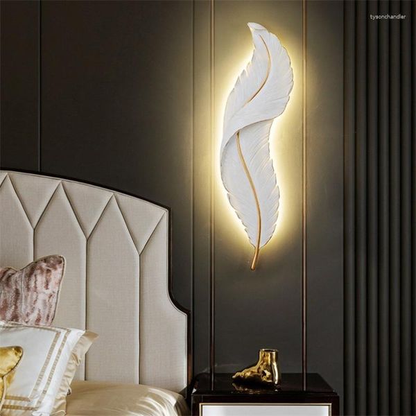 Lampade da parete Modern White Feather Led Light Resin Soggiorno Tv Sfondo Corridoio Camera da letto